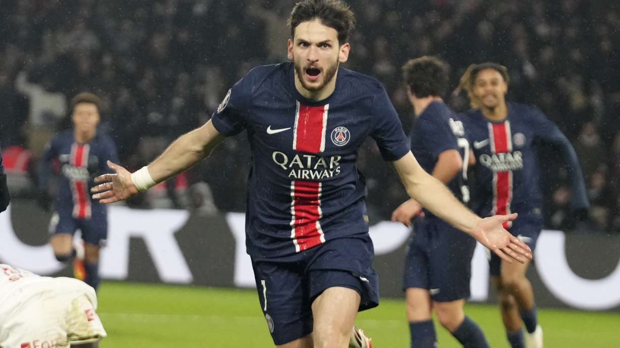 Kvaratskhelia PSG Maradona