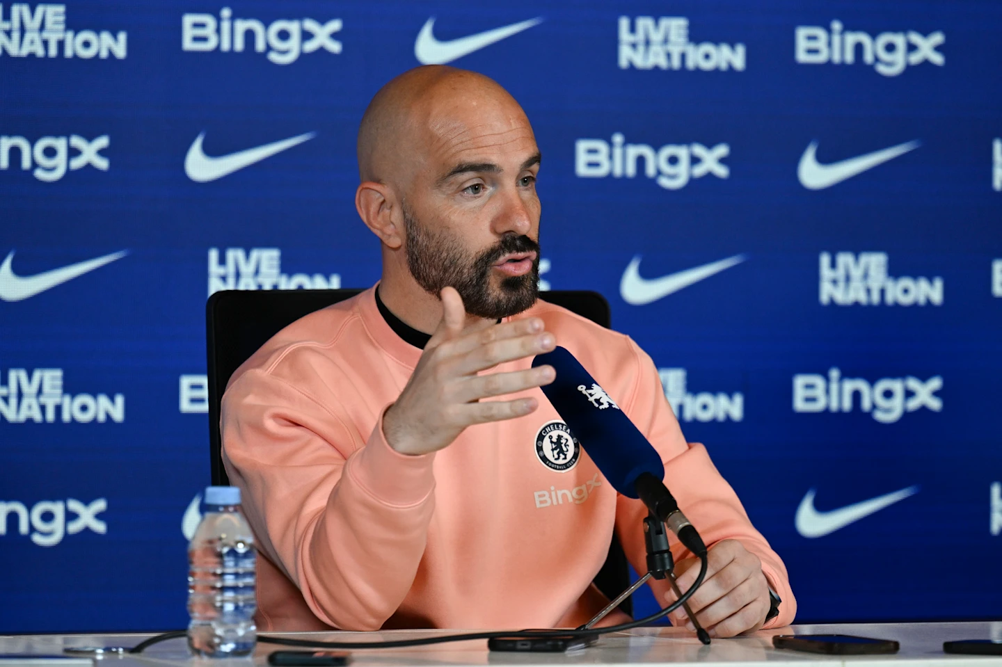 Enzo Maresca in presser