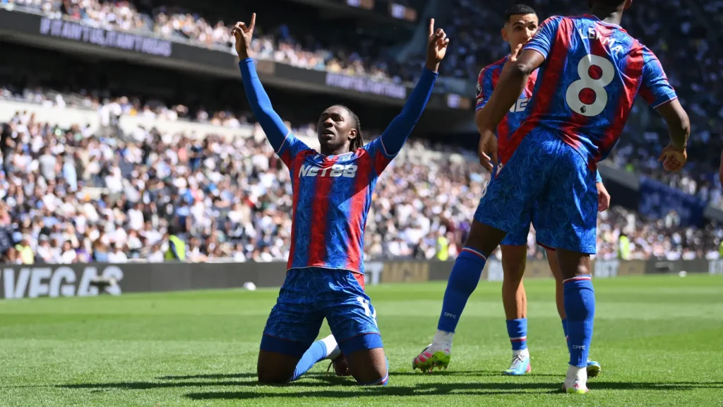 Eze for Palace