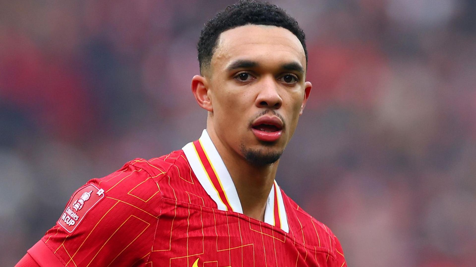 Trent barred from night club