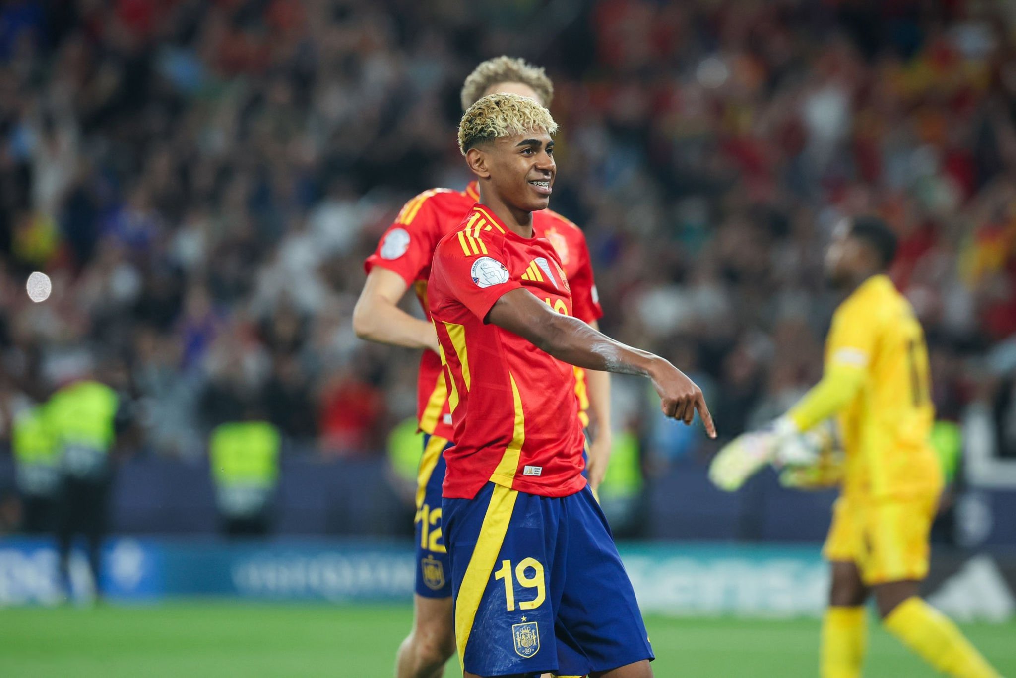 Lamine Yamal called up for international duty amid injury concerns