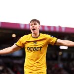 Strand Larsen for Wolves