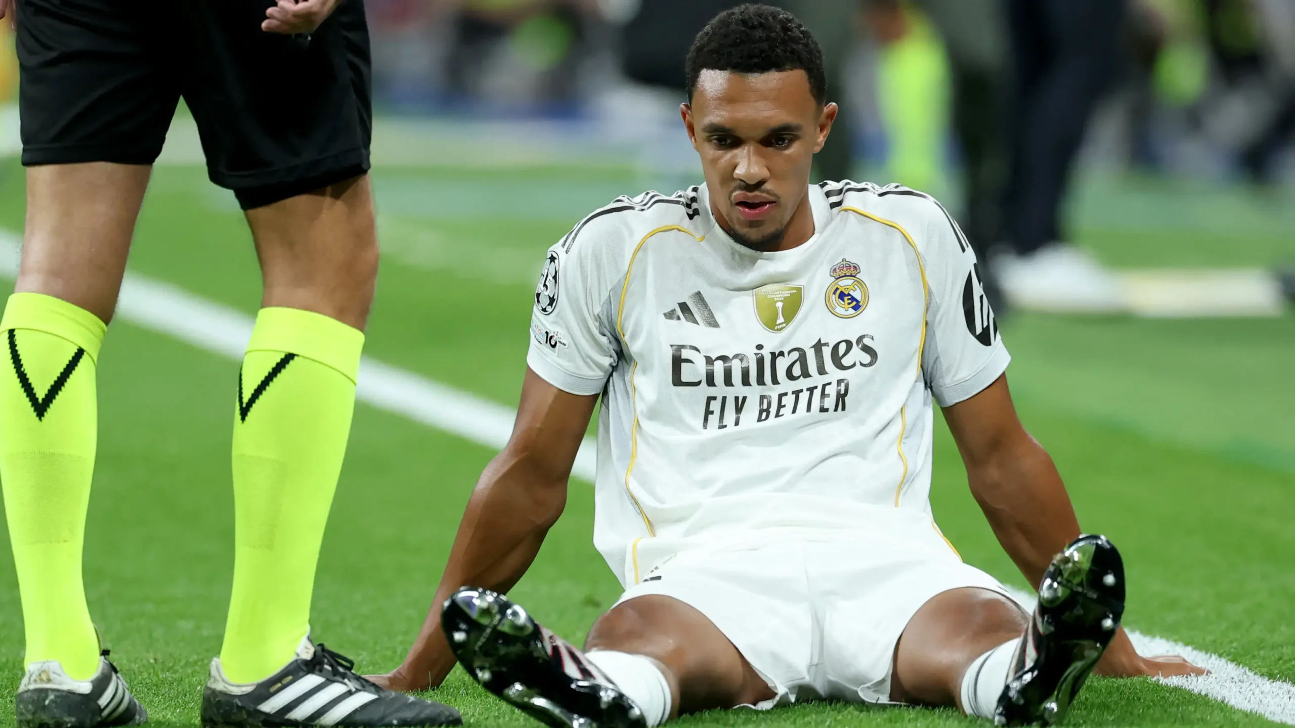 Trent Alexander-Arnold limped off in just 5 mins in UCL game against Marseille