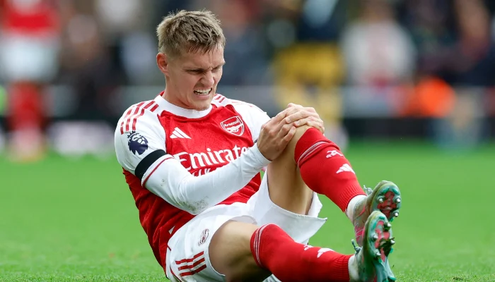 Martin Odegaard knee injury
