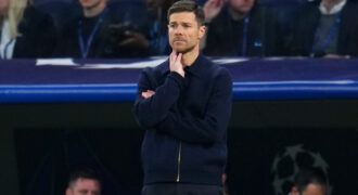 Xabi Alonso under pressure at Real Madrid