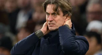 Spurs sack Thomas Frank