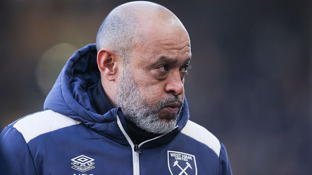 Nuno Espirito Santo stays at West Ham
