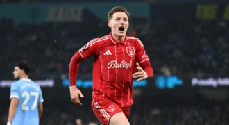 Elliot Anderson signs for man city