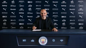 Enzo Maresca signs three-year deal with city