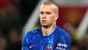 Mykhailo Mudryk cleared to return to football