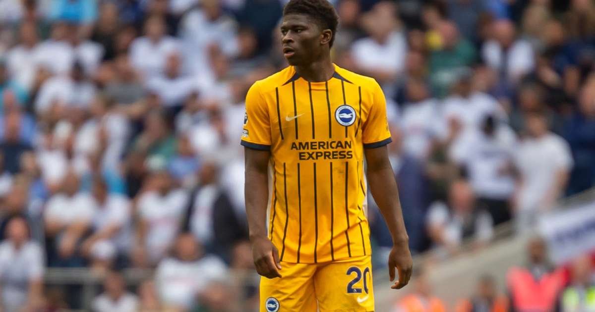 Carlos Baleba is set to sign for United