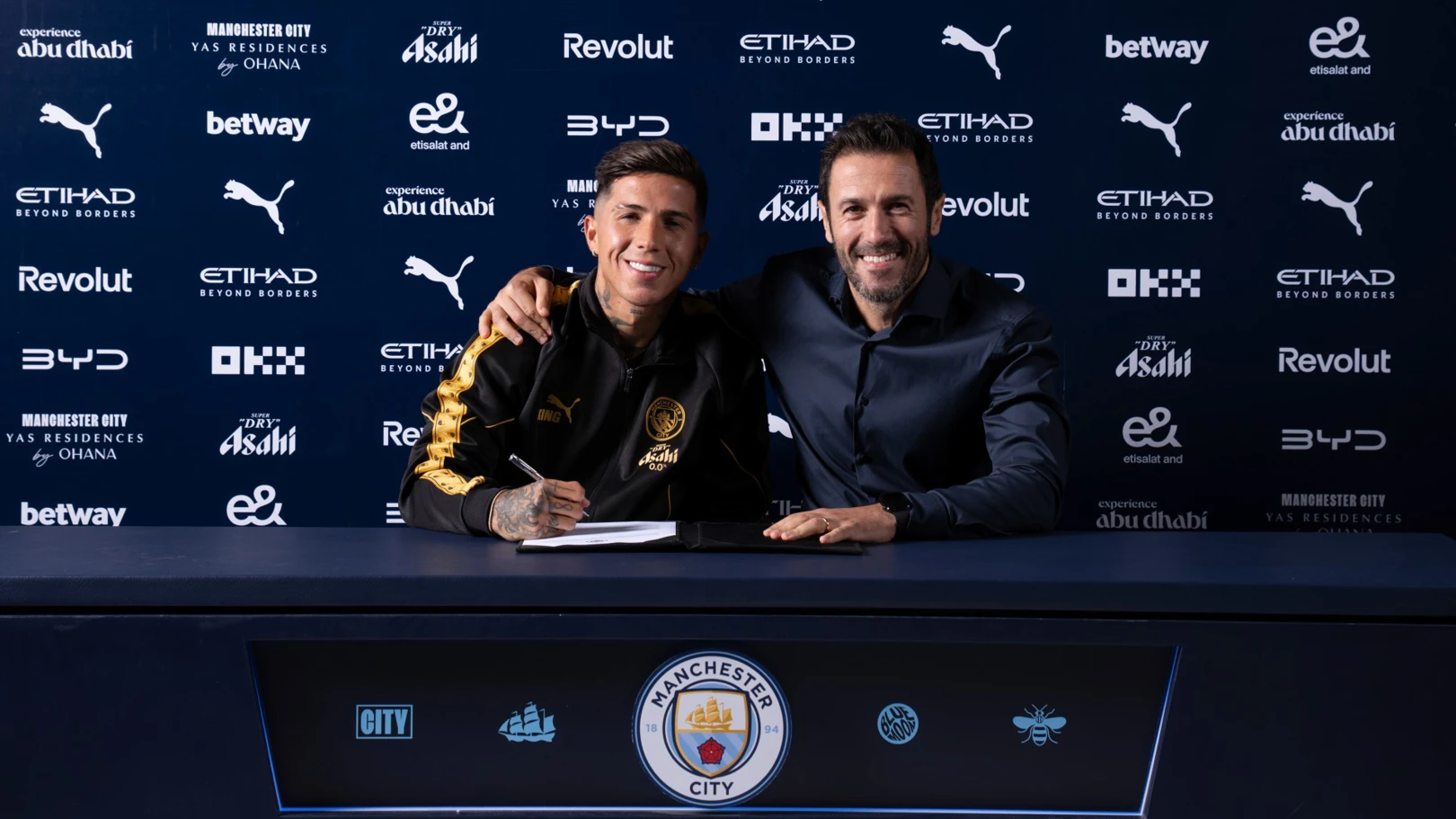 Enzo Fernandez signs five-year deal at man city