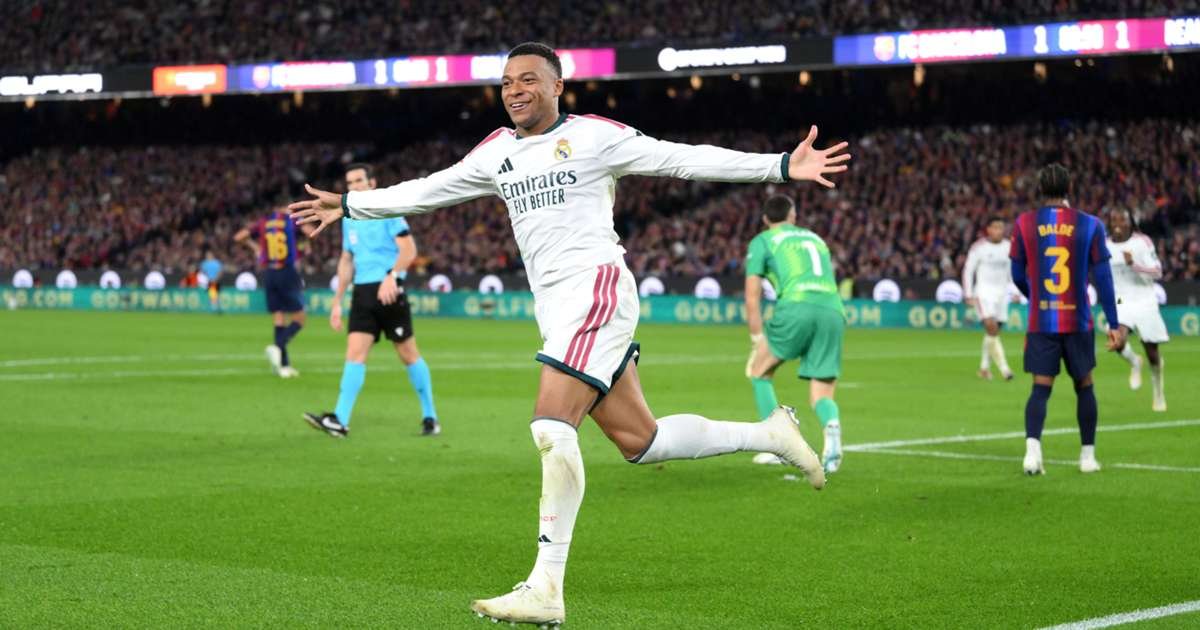 Kylian Mbappe scores twice to end barcelona's winning streak